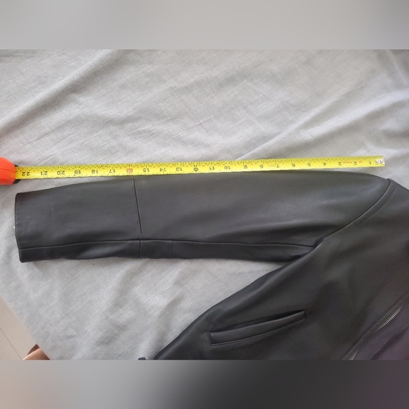 Everlane Modern Leather Jacket - Picture 5 of 6